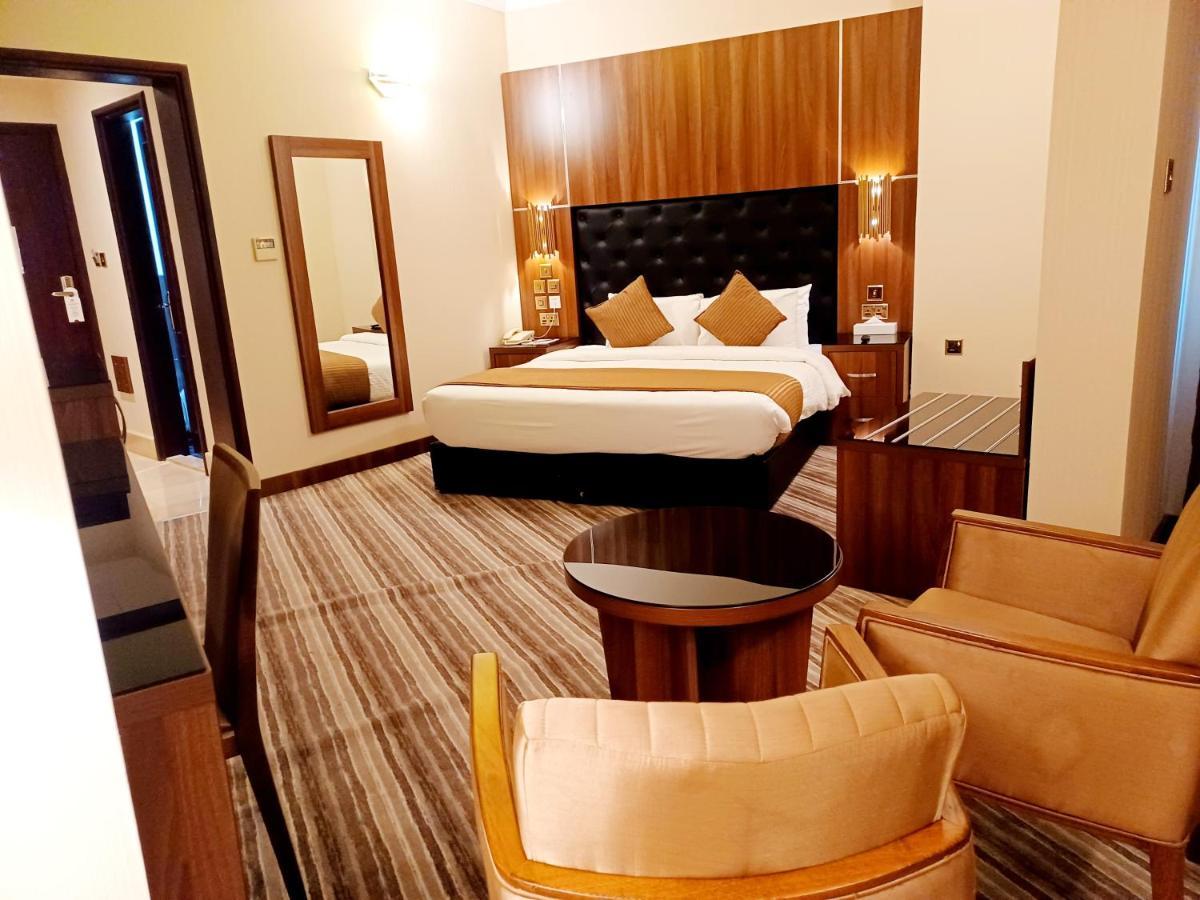 Royal Qatar Hotel Ad-Dauha Zewnętrze zdjęcie